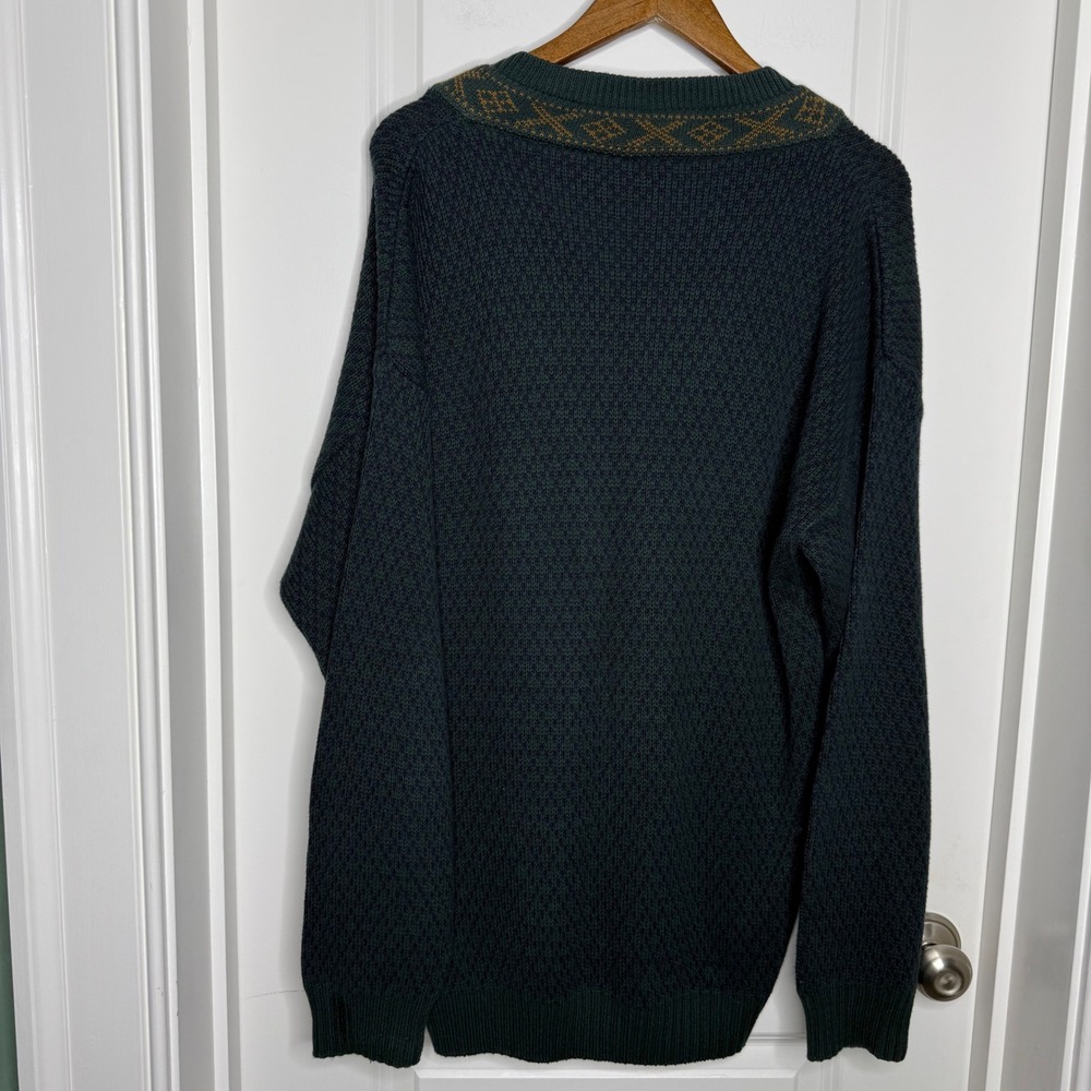Hunting Horn Classics Men's V Neck Sweater M Green Tan Vintage Geometric Pattern - Picture 4 of 7